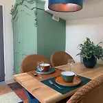 Op Woonboot Hartje Centrum Pansiyon *