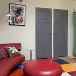 Op Woonboot Hartje Centrum Homestay