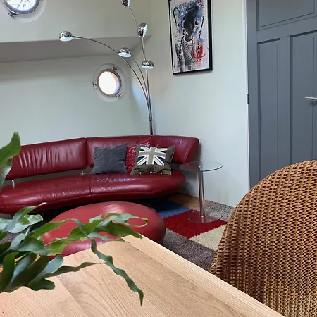 Op Woonboot Hartje Centrum *